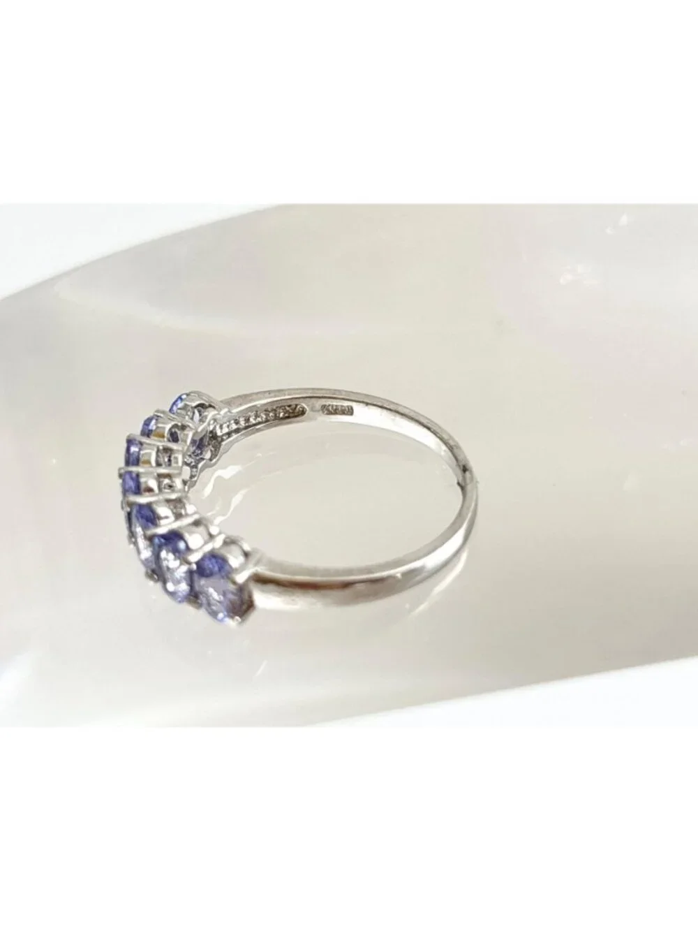 Tanzanite Gemstone Oval Cut Row Set Sterling Silver 925 Vintage Ring - sz 10